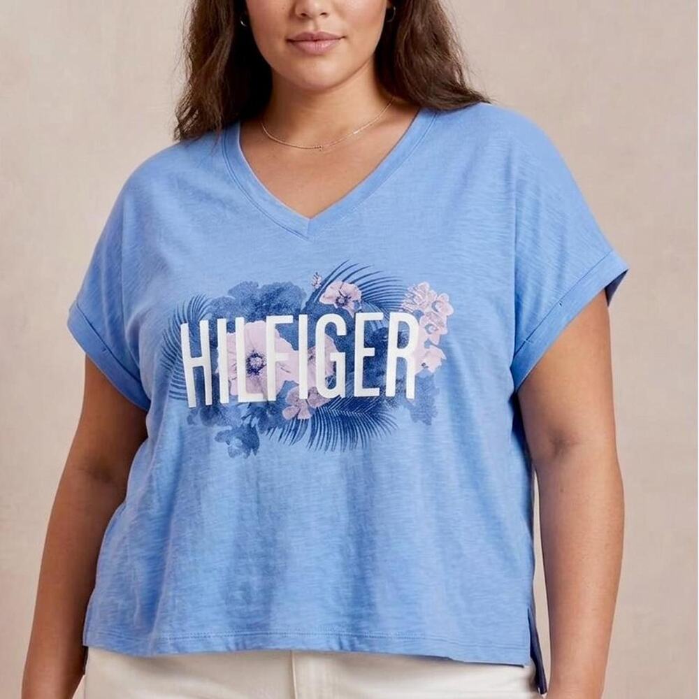 Tommy Hilfiger blue floral graphic V-Neck Tee